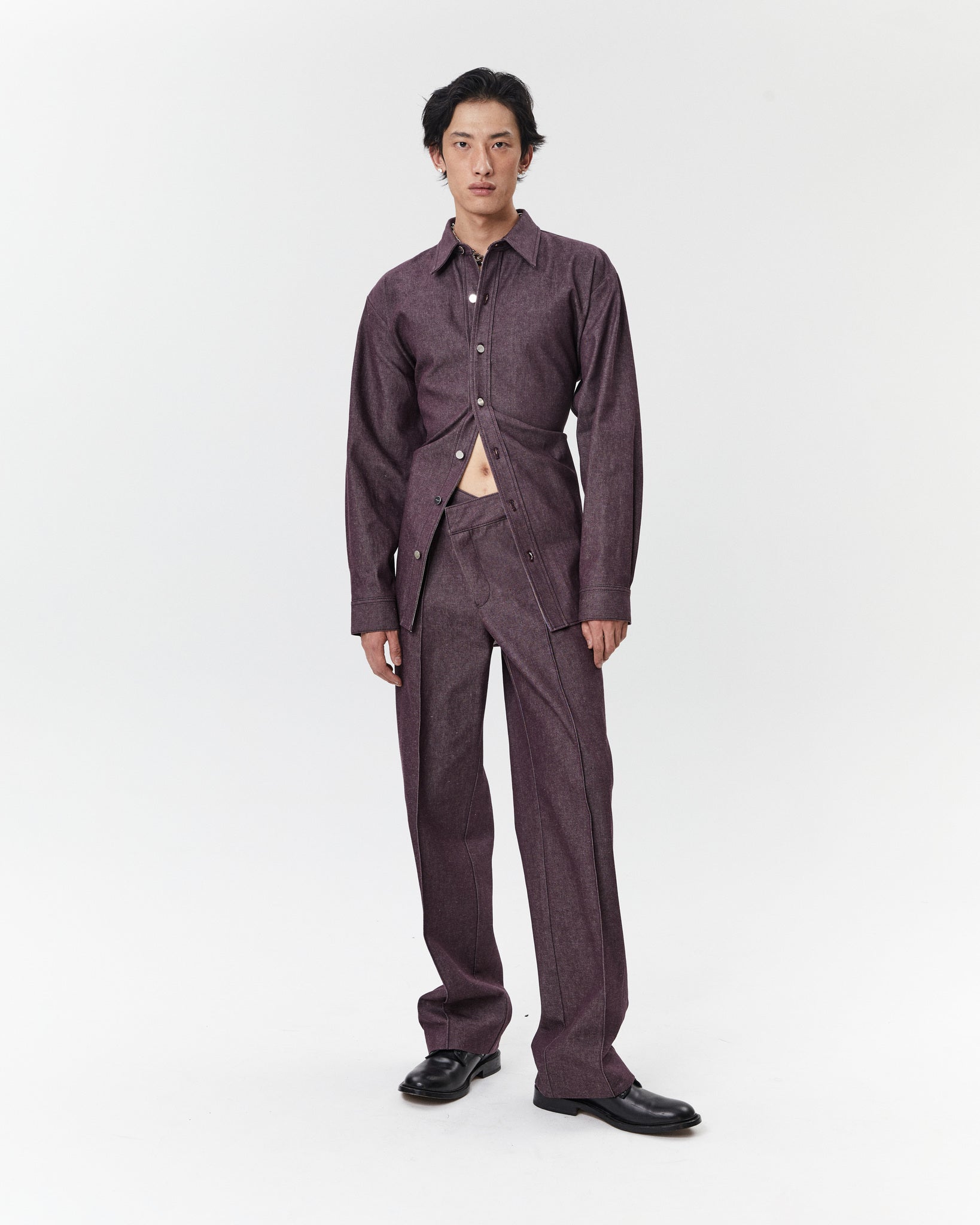 V Denim Shirt in Aubergine